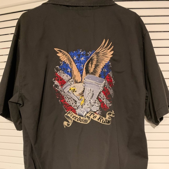 Men’s shirt - Picture 1 of 3
